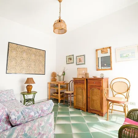 Hébergement de vacances Sul Lungomare Con Terrazzo