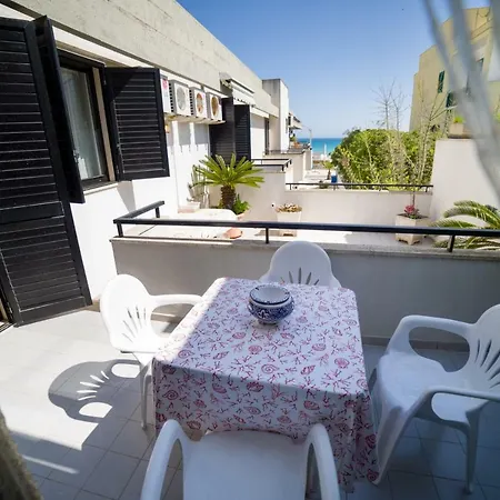 Sul Lungomare Con Terrazzo Hébergement de vacances Otrante
