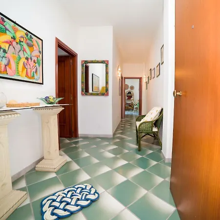 Sul Lungomare Con Terrazzo Hébergement de vacances Otrante
